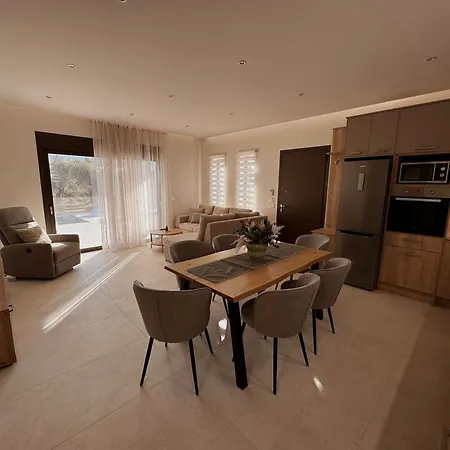 Primavera * Káto Jerakári